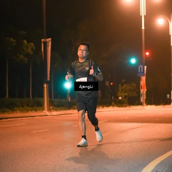 Runner Photo 8382557