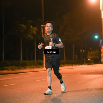 Runner Photo 8382566