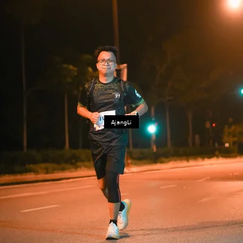 Runner Photo 8382575