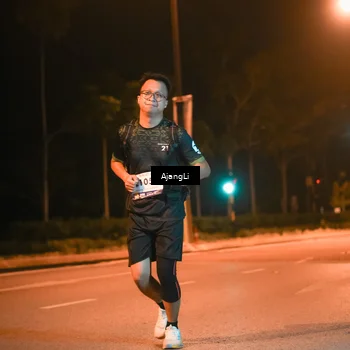Runner Photo 8382578