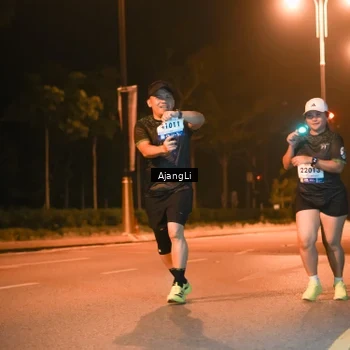 Runner Photo 8382587