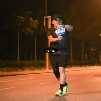 Runner Photo 8382588