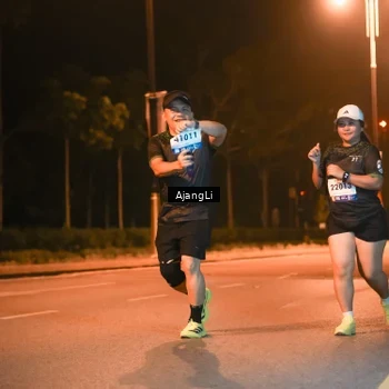 Runner Photo 8382590