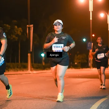 Runner Photo 8382596