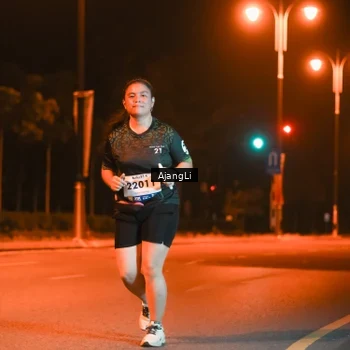 Runner Photo 8382611