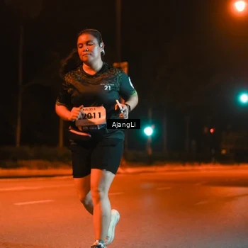 Runner Photo 8382631