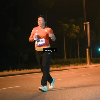 Runner Photo 8382642
