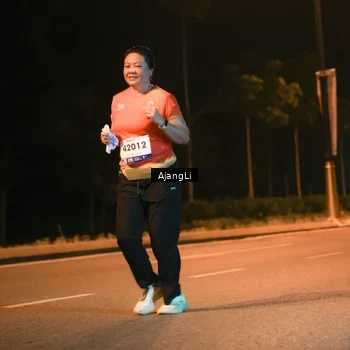Runner Photo 8382647