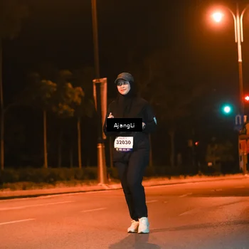 Runner Photo 8382671