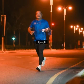 Runner Photo 8382698