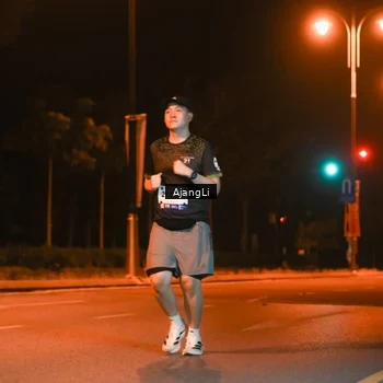 Runner Photo 8382723
