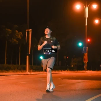 Runner Photo 8382729