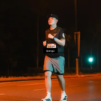 Runner Photo 8382746
