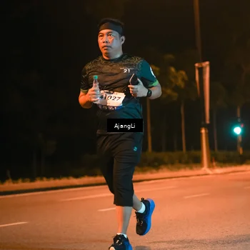 Runner Photo 8382764