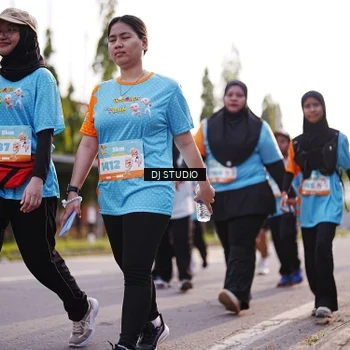 Runner Photo 8382765