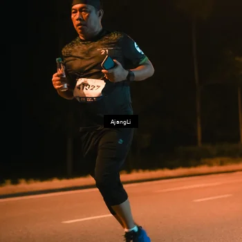 Runner Photo 8382773