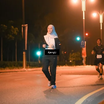Runner Photo 8382778