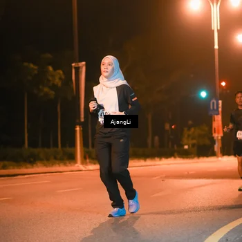 Runner Photo 8382783