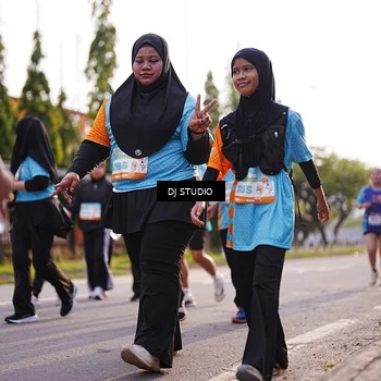 Runner Photo 8382785