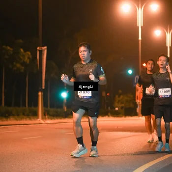 Runner Photo 8382801