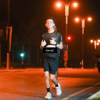 Runner Photo 8382813