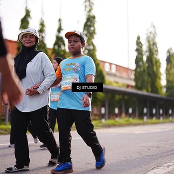 Runner Photo 8382814
