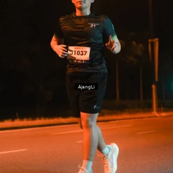 Runner Photo 8382843