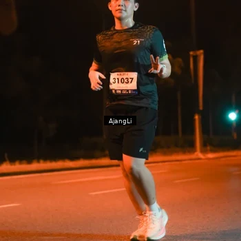 Runner Photo 8382844