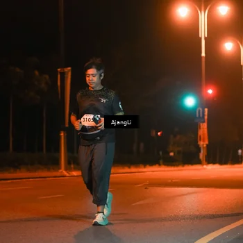 Runner Photo 8382862