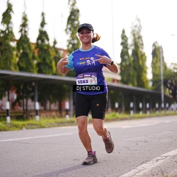 Runner Photo 8382869