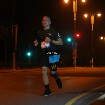 Runner Photo 8382881