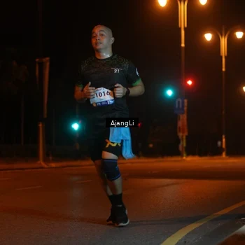 Runner Photo 8382886