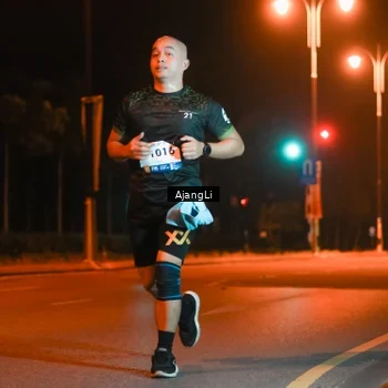 Runner Photo 8382889