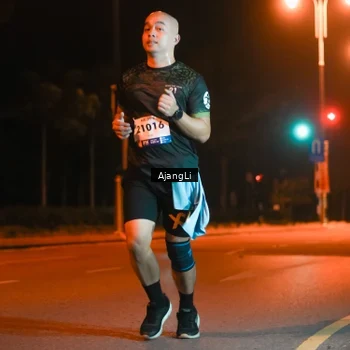 Runner Photo 8382901
