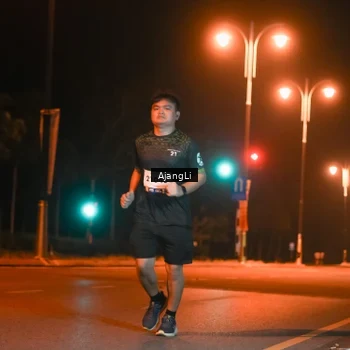 Runner Photo 8382939