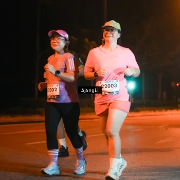 Runner Photo 8382940