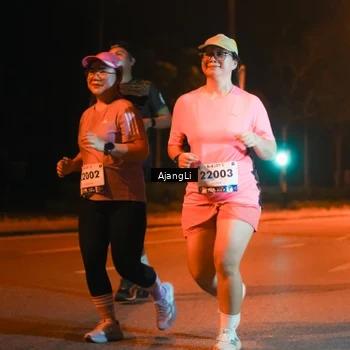 Runner Photo 8382943