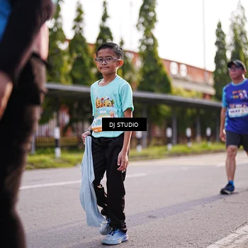 Runner Photo 8382950