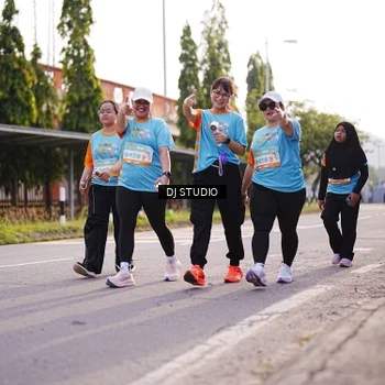 Runner Photo 8383002
