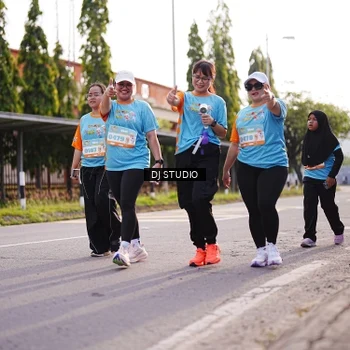 Runner Photo 8383006