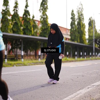 Runner Photo 8383013