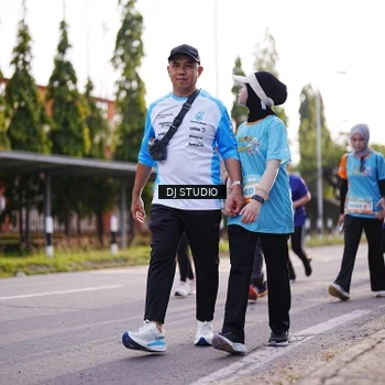 Runner Photo 8383049