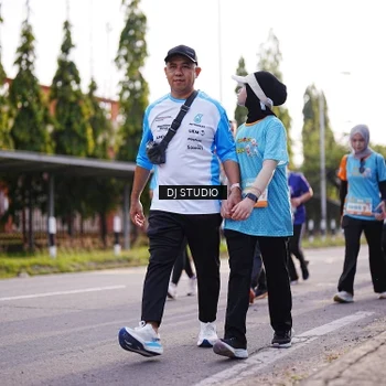 Runner Photo 8383050