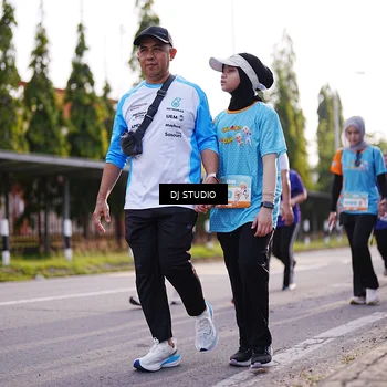 Runner Photo 8383057