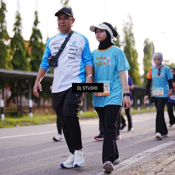 Runner Photo 8383066