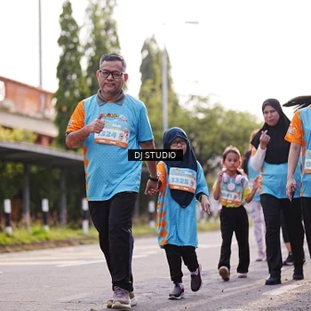 Runner Photo 8383073