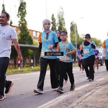 Runner Photo 8383092