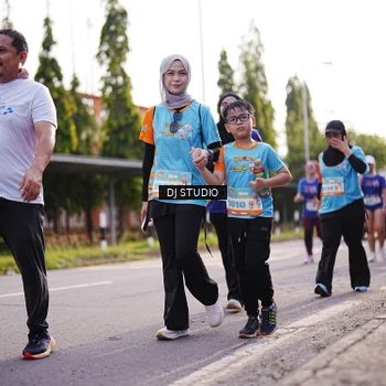 Runner Photo 8383102