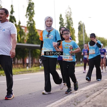 Runner Photo 8383106