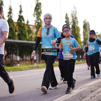 Runner Photo 8383117